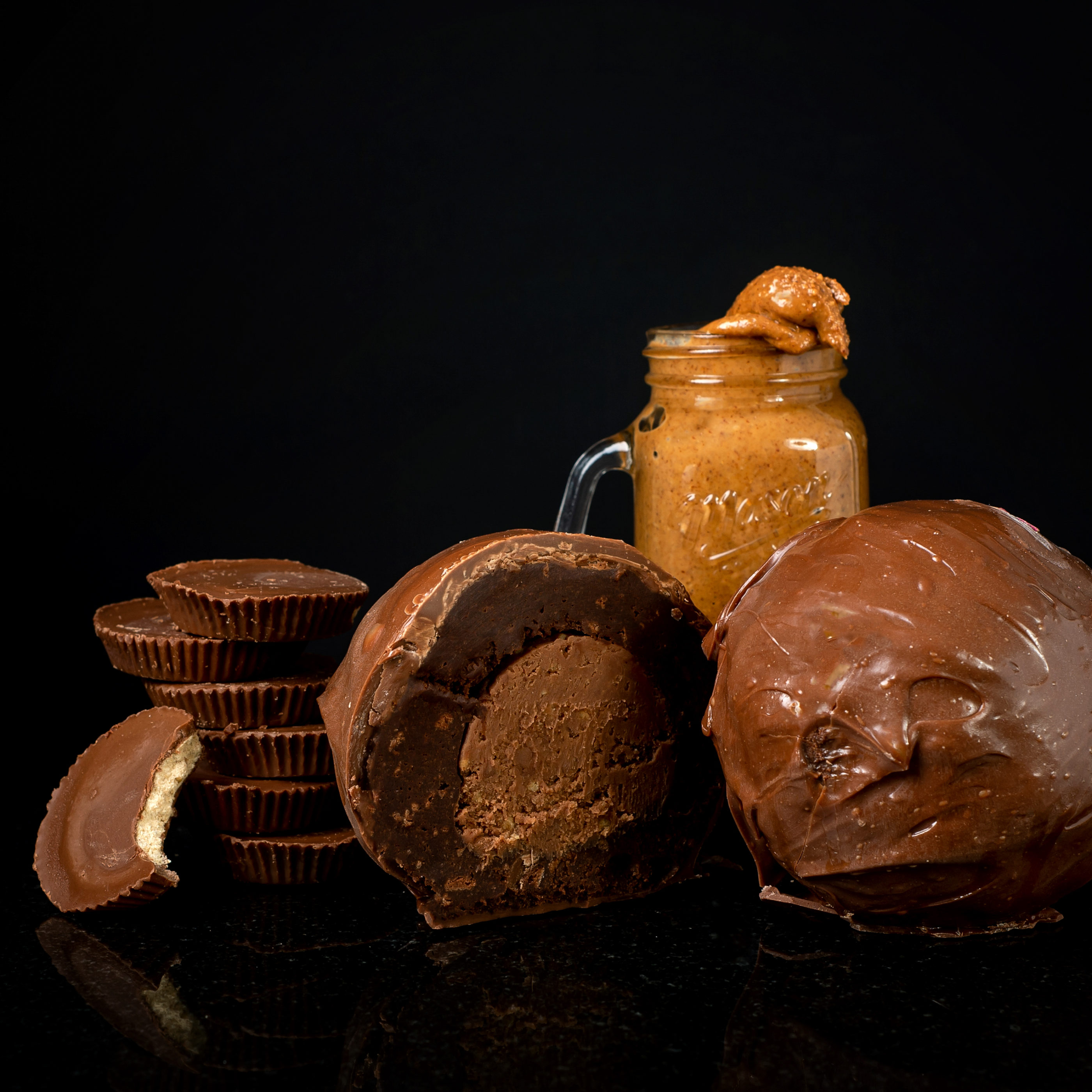 Reese’s Peanut Butter Cup Brownie Bomb Reese’s Peanut Butter Cup Brownie Bomb